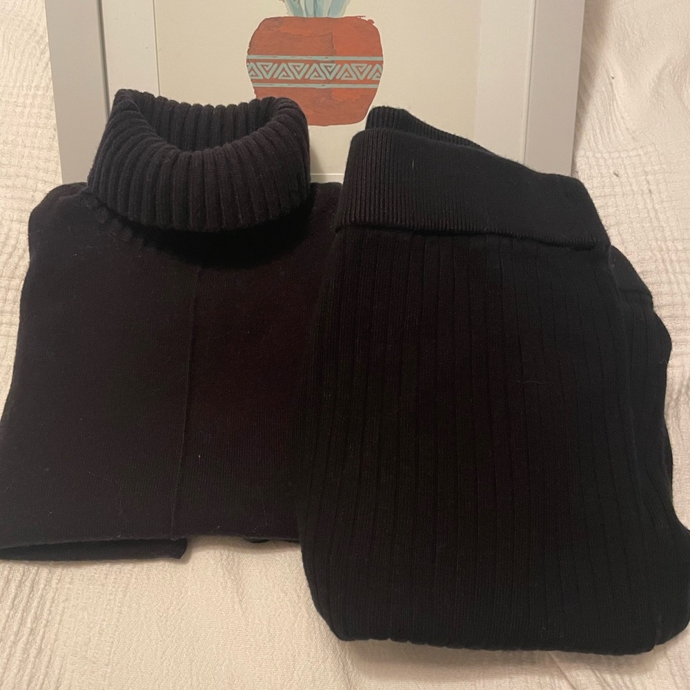 Women’s Black Turtleneck Sweater sets